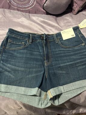 Aero High-Rise Dark Indigo Cuffed Jean Shorts - Women's